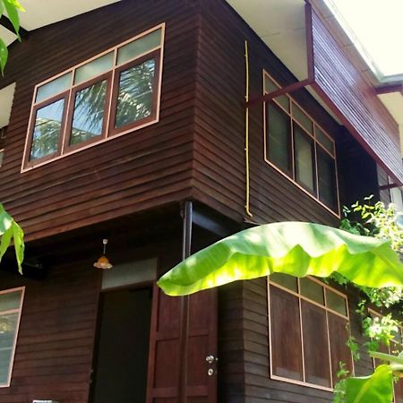 Yesterday Sathon Bangkok Exterior photo
